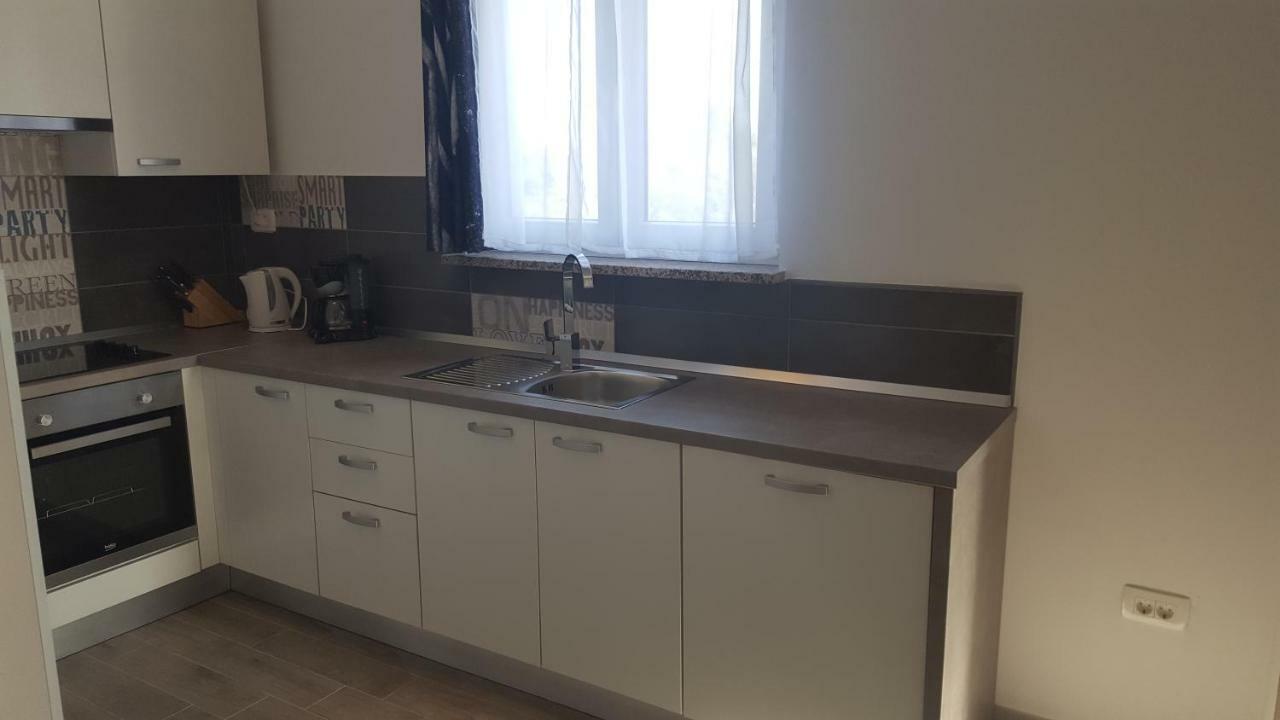 Appartement Luna à Pula Extérieur photo